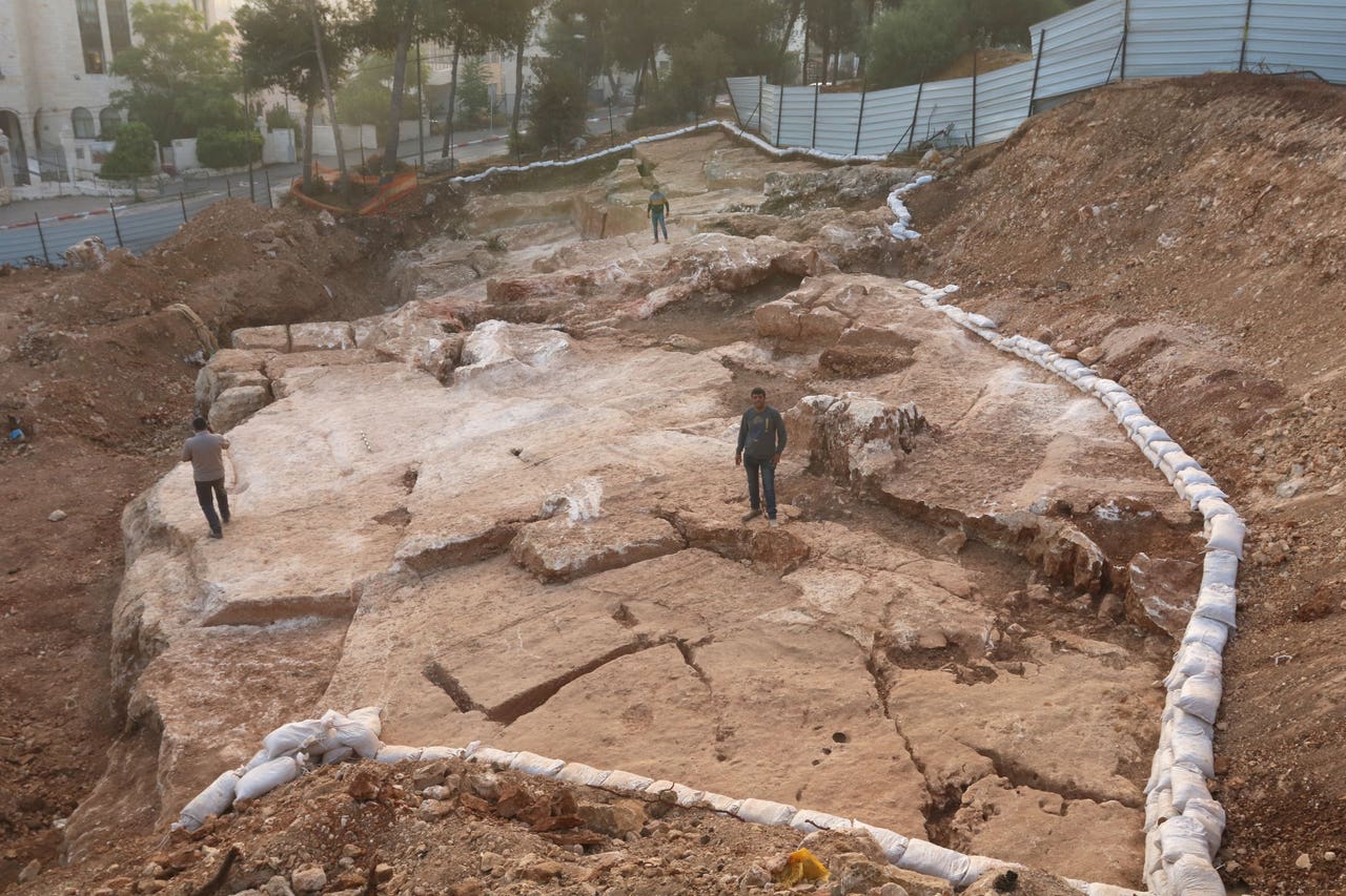 Foundation stone discount